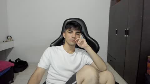 pakun_ online show from December 2024 01:12:01 AM