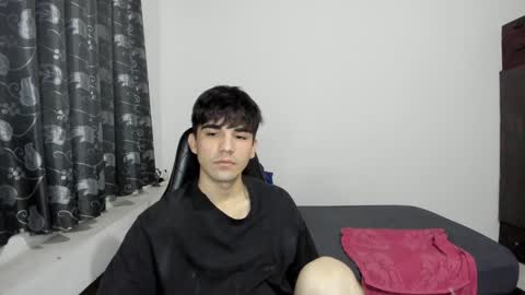 pakun_ online show from January 2025 01:16:02 AM