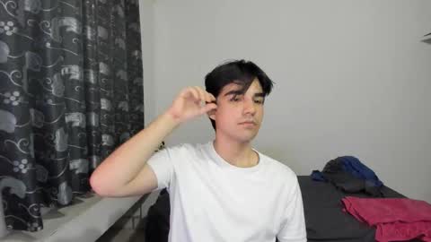 pakun_ online show from September 2025 11:37:01 PM