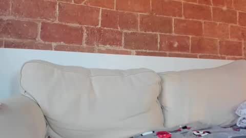 Snapshot of palaustudio chatting on January 2025 07:38:01 AM Merce online show from January 2025 07:38:01 AM