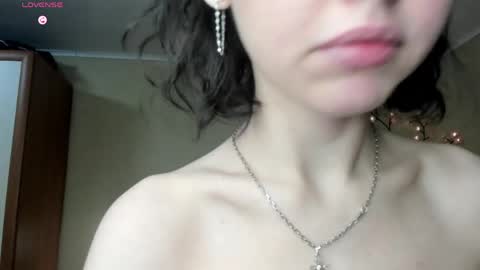 Snapshot of palmafrye chatting on May 2026 05:57:02 AM Londa online show from May 2026 05:57:02 AM