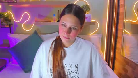 P A L M E R  online show from October 2025 01:53:01 PM