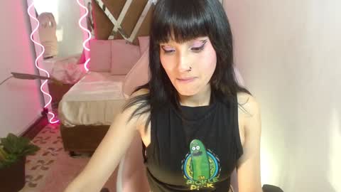 Snapshot of palmerfox_tay chatting on January 2025 02:42:02 PM palmerfox_tay online show from January 2025 02:42:02 PM