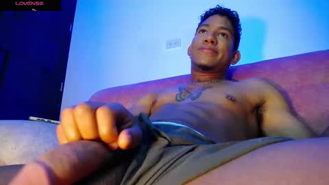 Palo Santo online show from March 2026 07:03:02 AM