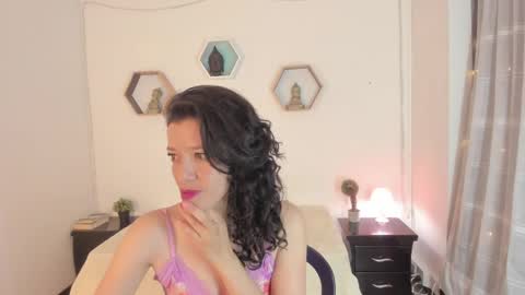 Paloma  online show from February 2025 12:30:01 AM
