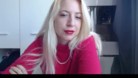 BABE online show from October 2025 07:07:02 AM