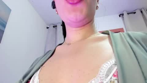 Pamela online show from December 2024 12:20:01 AM