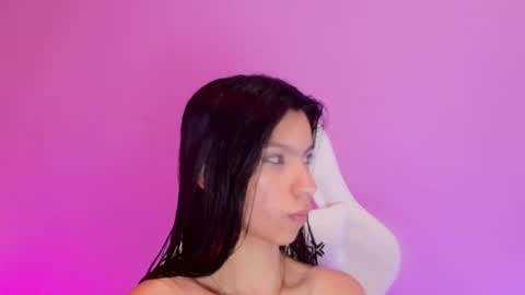 Snapshot of pamelaascott chatting on January 2025 02:22:02 AM P A M online show from January 2025 02:22:02 AM