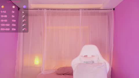 Snapshot of pamelaascott chatting on February 2025 02:31:01 AM P A M online show from February 2025 02:31:01 AM