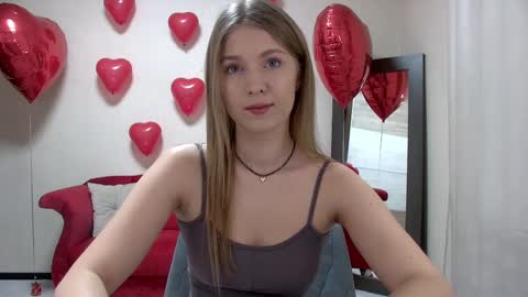 Snapshot of pamelablair chatting on February 2025 05:37:01 AM Pamela Blair online show from February 2025 05:37:01 AM