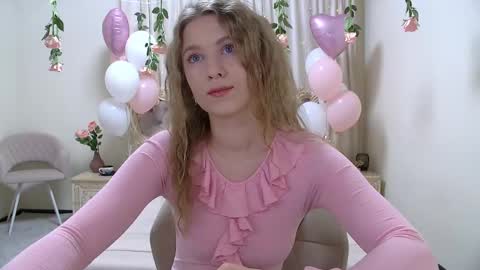Snapshot of pamelablair chatting on February 2025 02:09:02 AM Pamela Blair online show from February 2025 02:09:02 AM