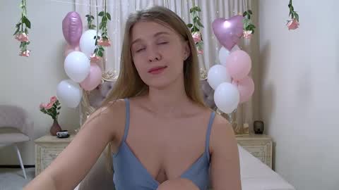 Snapshot of pamelablair chatting on February 2025 04:26:02 PM Pamela Blair online show from February 2025 04:26:02 PM