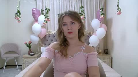 Snapshot of pamelablair chatting on February 2025 02:07:02 AM Pamela Blair online show from February 2025 02:07:02 AM