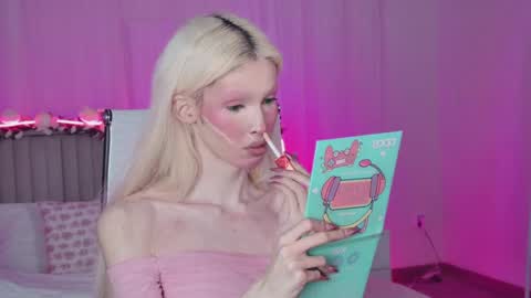 Pamelamy online show from June 2026 10:00:01 PM