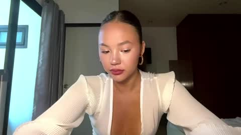 Kamila online show from April 2026 03:05:01 AM