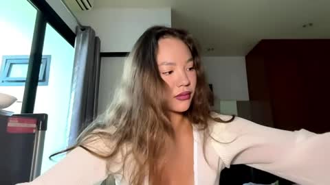 Kamila online show from April 2026 05:07:01 AM