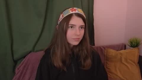 daniella online show from September 2025 08:35:02 PM