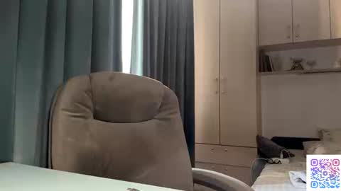 Snapshot of pamulahallquist chatting on July 2026 04:20:01 PM Lia online show from July 2026 04:20:01 PM