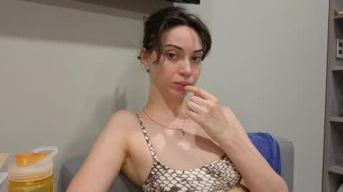 pandorawithlove online show from May 2026 01:52:02 PM