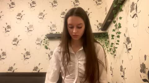 Kate online show from September 2025 08:20:02 PM