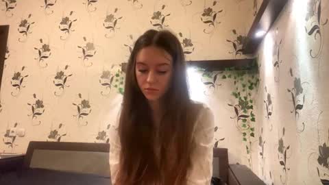 Kate online show from September 2025 09:17:02 PM