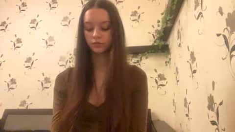 Kate online show from October 2025 09:25:02 PM