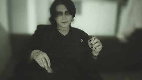 In bio online show from April 2026 07:10:01 PM