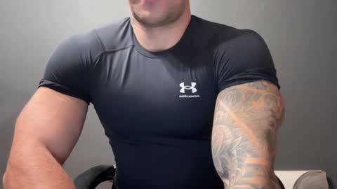 Oleg online show from December 2025 04:39:01 AM