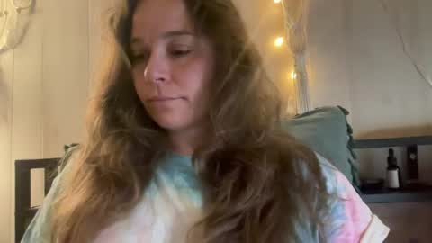 Snapshot of pantiesofthefae chatting on June 2026 10:29:02 AM Pantiesofthefae online show from June 2026 10:29:02 AM