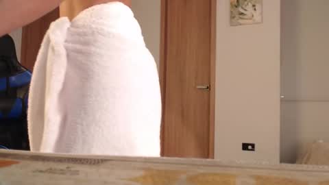 Snapshot of pao_thebigclit chatting on January 2025 05:04:02 AM Paolita online show from January 2025 05:04:02 AM