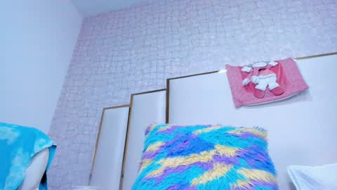 Paola  online show from December 2024 04:08:02 PM