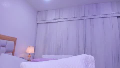 Paola  online show from February 2025 07:27:02 PM