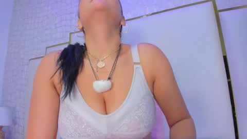 Snapshot of paolaa_rodriguez chatting on February 2026 11:47:02 AM Paola online show from February 2026 11:47:02 AM