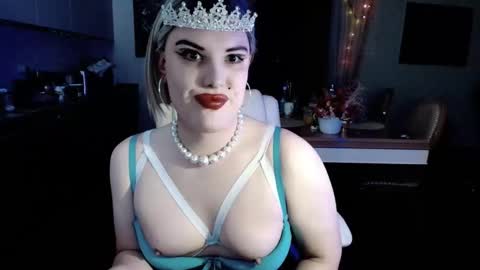 Sarina Williams online show from October 2025 01:12:02 PM