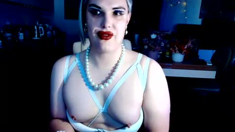 Snapshot of paoladoll chatting on July 2026 01:39:01 PM Sarina Williams online show from July 2026 01:39:01 PM