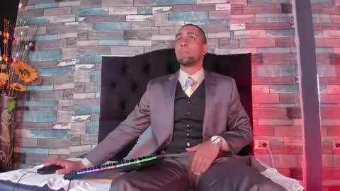 Paolo online show from October 2025 11:55:01 AM