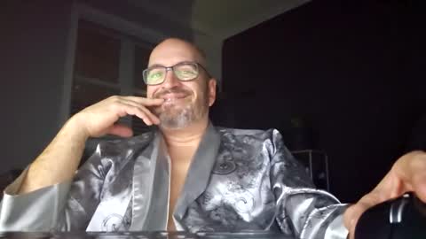Papi online show from December 2024 04:20:02 AM