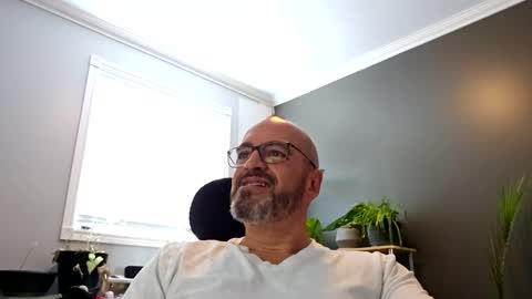 Papi online show from January 2025 03:54:02 PM