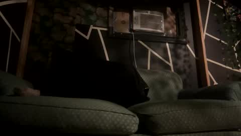 Snapshot of papi_krizz chatting on December 2024 03:26:01 PM papi_krizz online show from December 2024 03:26:01 PM