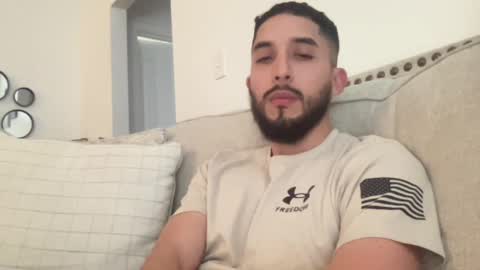 Snapshot of papicubano_guapo23cm chatting on November 2025 06:02:01 PM papicubano_guapo23cm online show from November 2025 06:02:01 PM