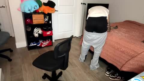  -- New Videos Down Below online show from December 2025 01:48:02 AM