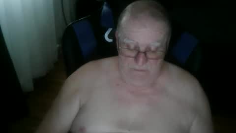 papilly online show from April 2026 10:21:02 PM