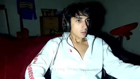 Lau online show from March 2025 09:44:01 AM