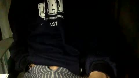 papy_dani33 online show from November 2025 08:03:02 AM