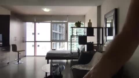 Paradise Bird01 online show from November 2025 08:20:02 PM