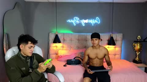 Ryan And Casper online show from December 2024 12:30:01 AM