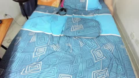 sara and andreu online show from January 2025 06:13:01 PM