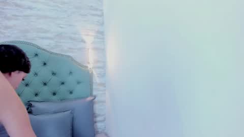 Snapshot of pariistaylor chatting on October 2025 07:48:01 PM Taylor online show from October 2025 07:48:01 PM