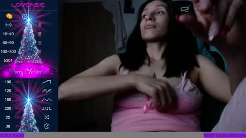 Snapshot of paris_of_angel chatting on December 2024 07:46:01 AM Paris Of Angel online show from December 2024 07:46:01 AM