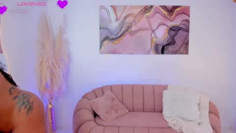 Paris  online show from February 2025 10:00:01 PM